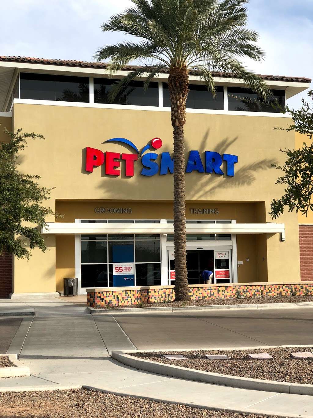 PetSmart | 3939 S Arizona Ave, Chandler, AZ 85248, USA | Phone: (480) 281-5506