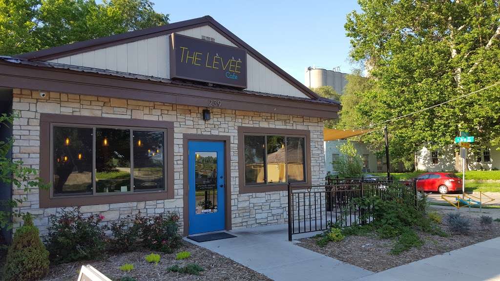 The Levee Cafe | 239 Elm St, Lawrence, KS 66044, USA | Phone: (785) 856-3671