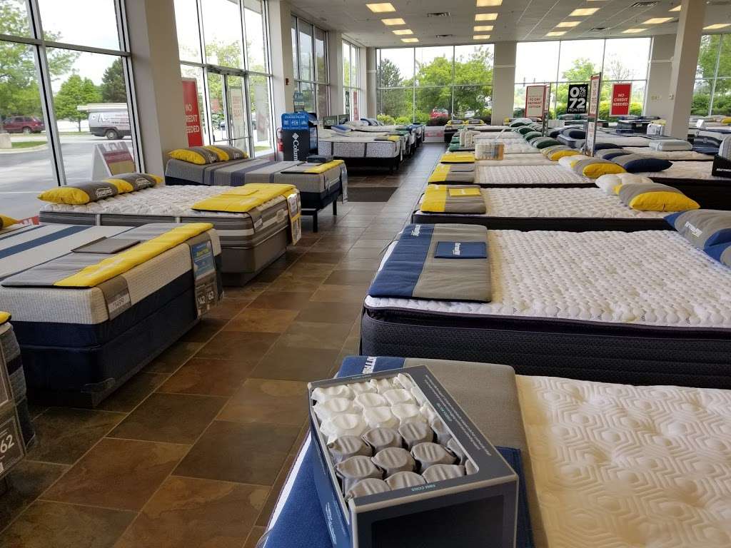 Mattress Firm Addison | 1008 N Rohlwing Rd, Addison, IL 60101 | Phone: (630) 889-2349