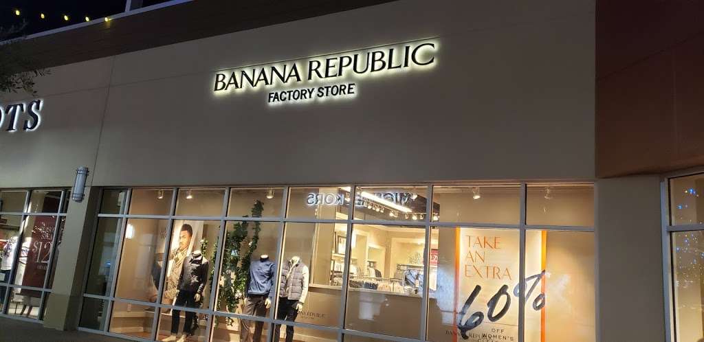 Banana Republic Factory Store | 6800 N 95th Ave SUITE 290, Glendale, AZ 85305, USA | Phone: (623) 872-5389