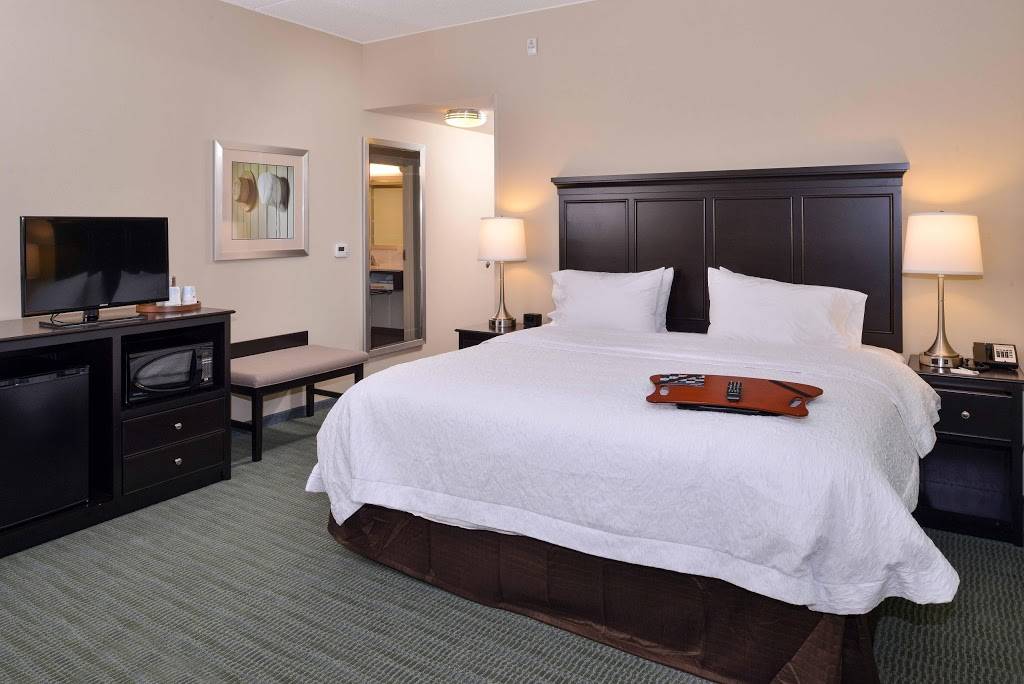 Hampton Inn & Suites Mount Joy/Lancaster West | 2301 Strickler Rd, Manheim, PA 17545, USA | Phone: (717) 653-5515