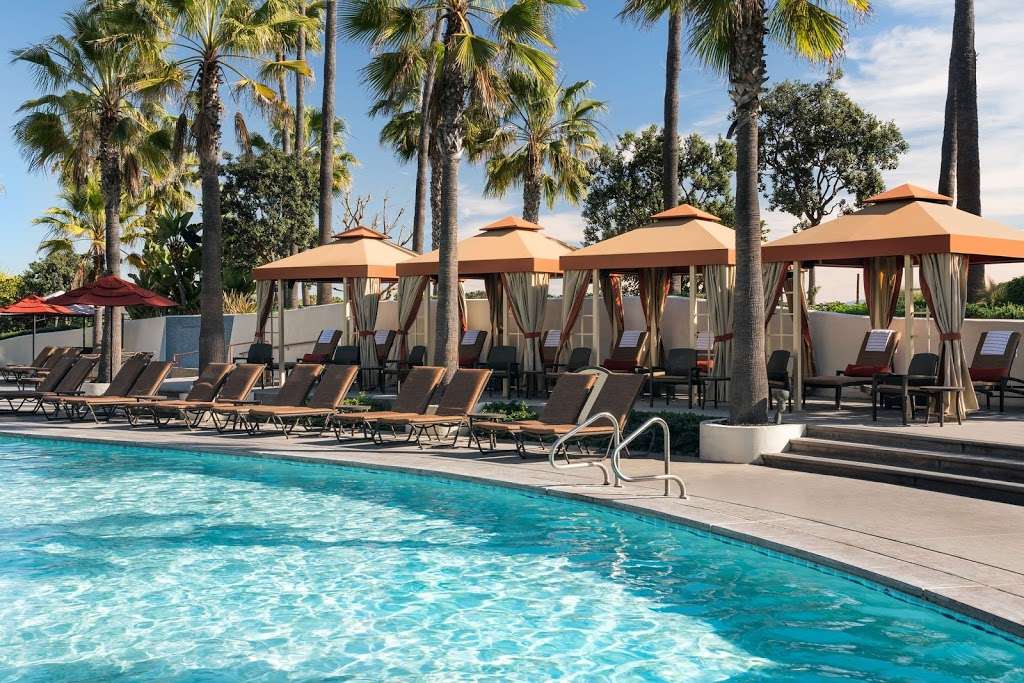 Hyatt Regency Huntington Beach | 21500 Pacific Coast Hwy, Huntington Beach, CA 92648 | Phone: (714) 698-1234