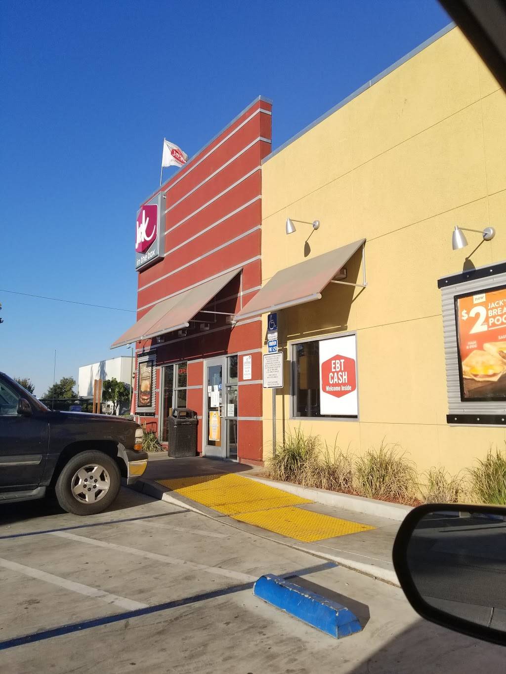 Jack in the Box | 1405 W Olive Ave, Fresno, CA 93708, USA | Phone: (559) 476-1902