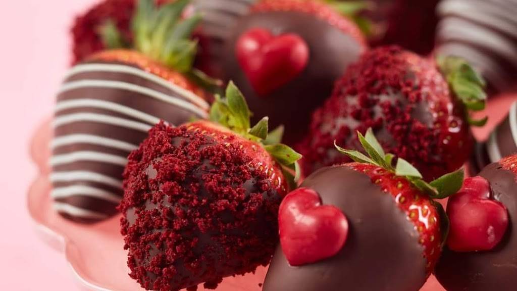 Edible Arrangements | 731 Duval Station Rd, Jacksonville, FL 32218, USA | Phone: (904) 696-8855