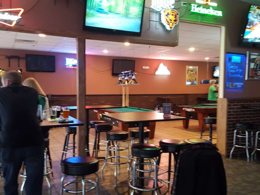 Mickeys Grille & Pub | 377 S Budler Rd, Romeoville, IL 60446, USA | Phone: (815) 436-8853