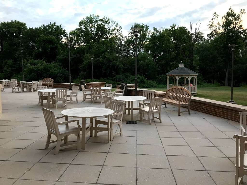 Presidential Inn | 1380 California Ave, Joint Base Andrews, MD 20762, USA | Phone: (301) 981-4614
