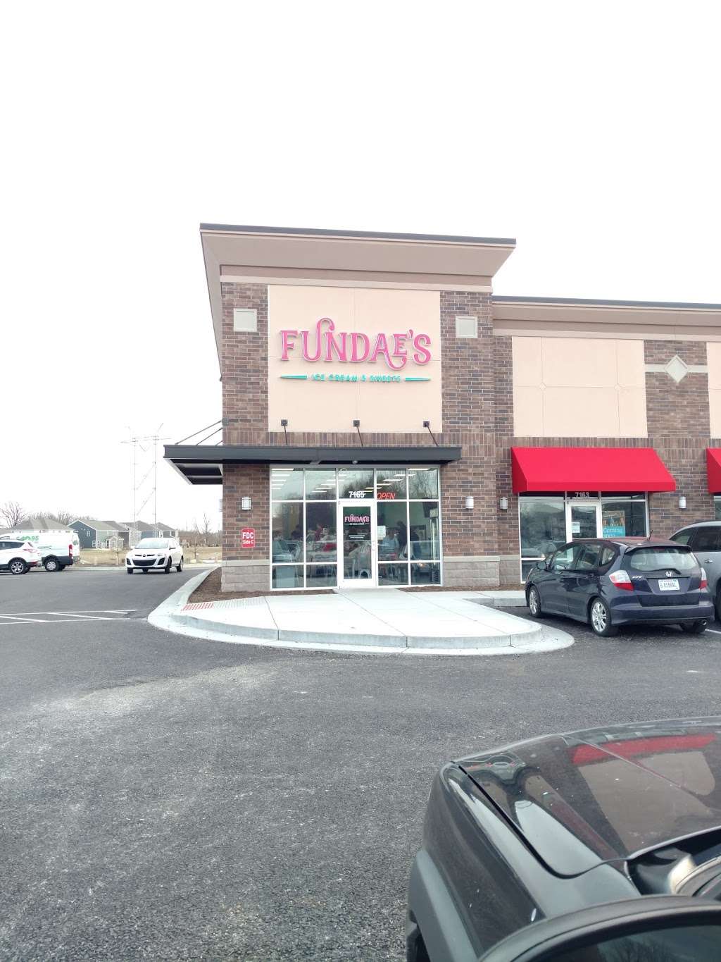 Fundae’s Ice Cream & Sweets | 7165 Whitestown Pkwy, Zionsville, IN 46077 | Phone: (317) 732-5046