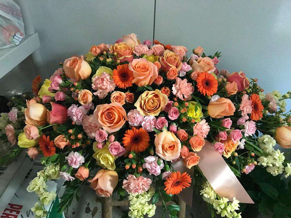 Woods Flowers and Gifts | 9223 Baltimore Ave, College Park, MD 20740, USA | Phone: (301) 474-7000