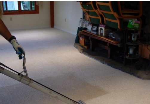 Deluxe Carpet Cleaning | 5202a Cottonwood Dr, Lothian, MD 20711, USA | Phone: (410) 271-1515