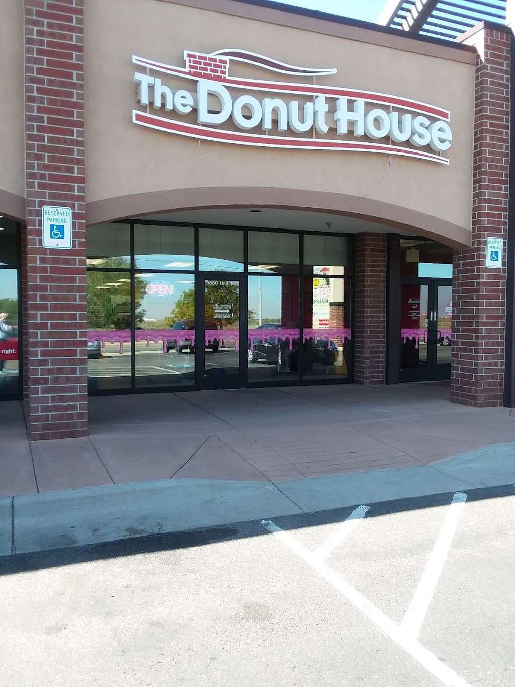 The Donut House | 9660 E Alameda Ave Unit 104, Denver, CO 80247, USA | Phone: (720) 542-9061