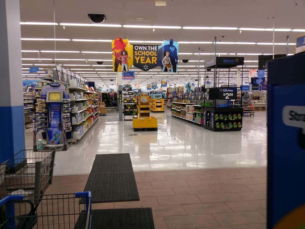 Walmart Supercenter | 326 N Broadway, Salem, NH 03079, USA | Phone: (603) 894-5642