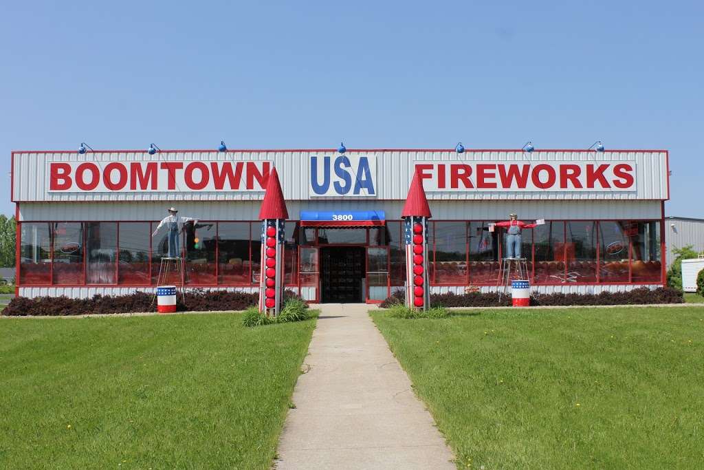 Boomtown USA Fireworks | 3800 W Lincoln Hwy, Merrillville, IN 46410, USA | Phone: (219) 947-3800