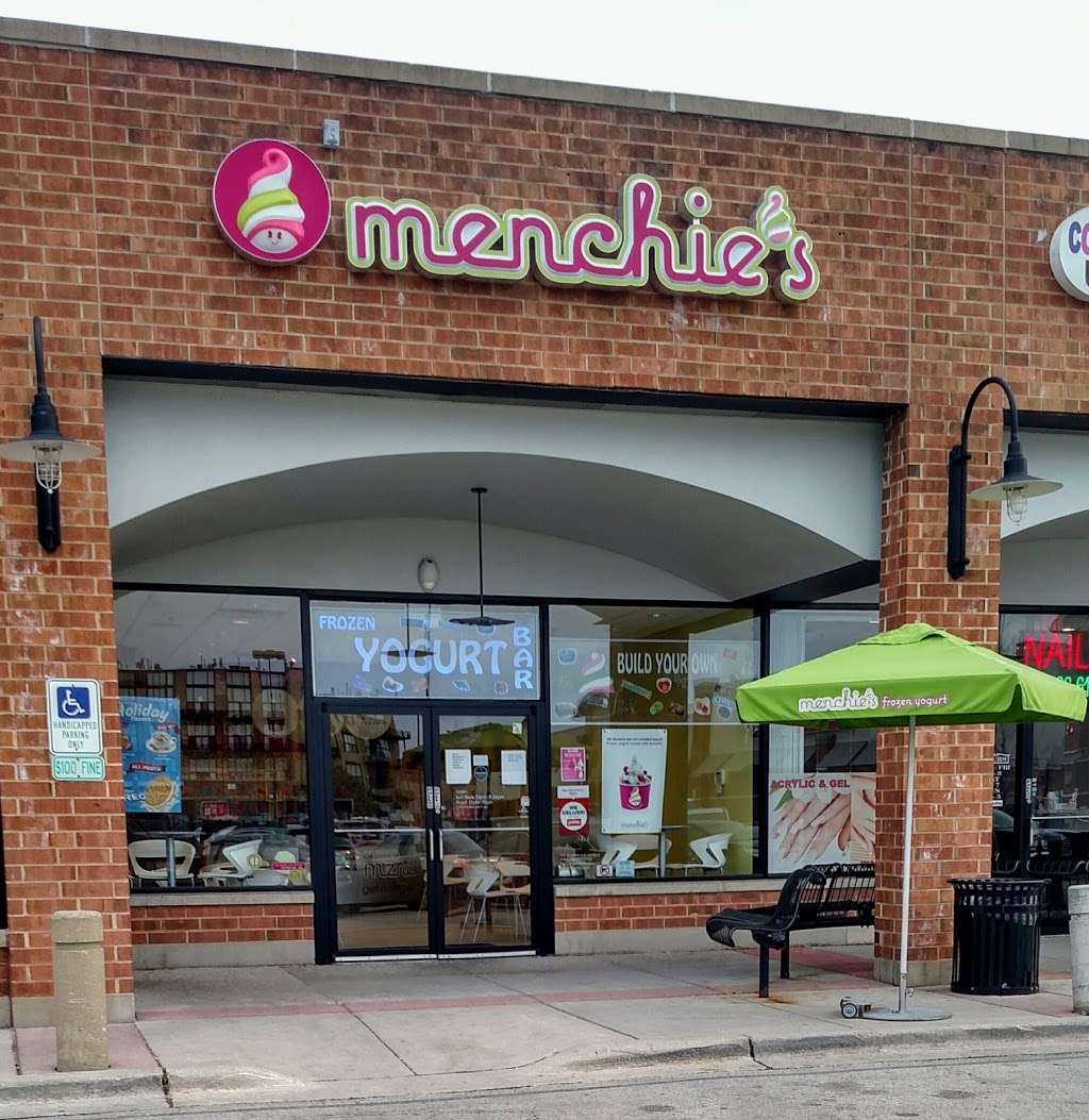 Menchies Frozen Yogurt | 1730 W Fullerton Ave Ste 28, Chicago, IL 60614, USA | Phone: (773) 525-7006