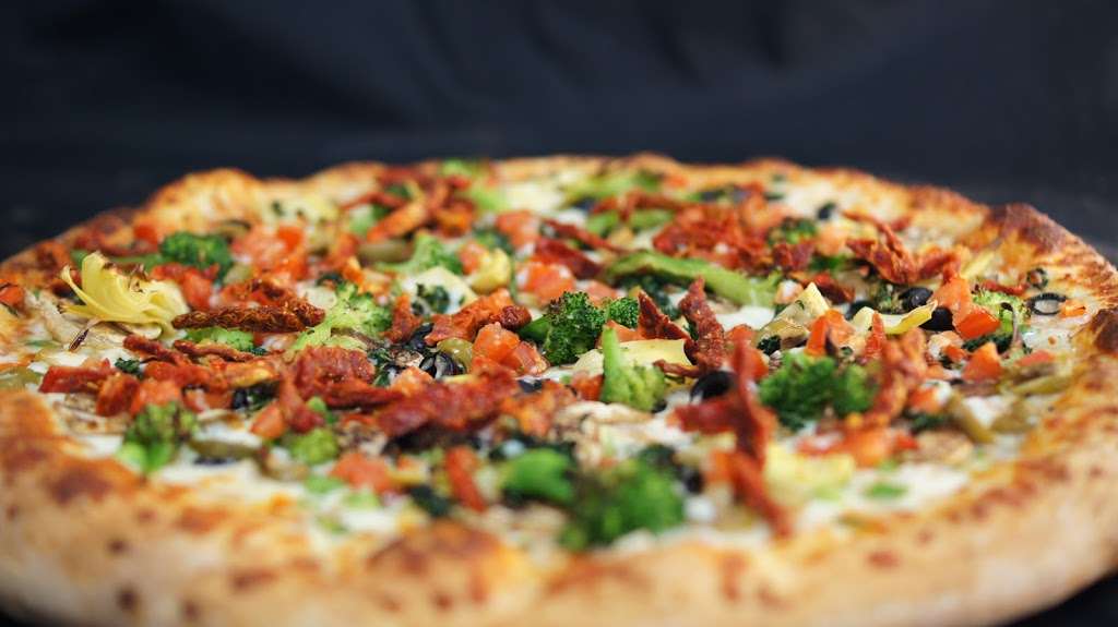 Big Daddys Pizza | 4250 W Colfax Ave, Denver, CO 80204, USA | Phone: (720) 287-0577