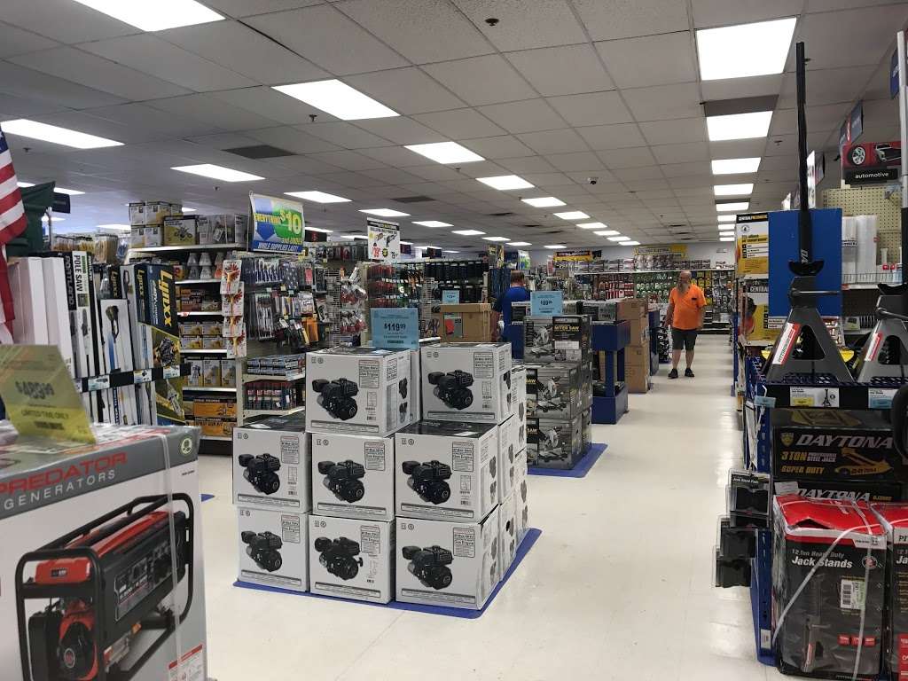 Harbor Freight Tools | 6320 Ritchie Hwy #3, Glen Burnie, MD 21061, USA | Phone: (410) 609-1264