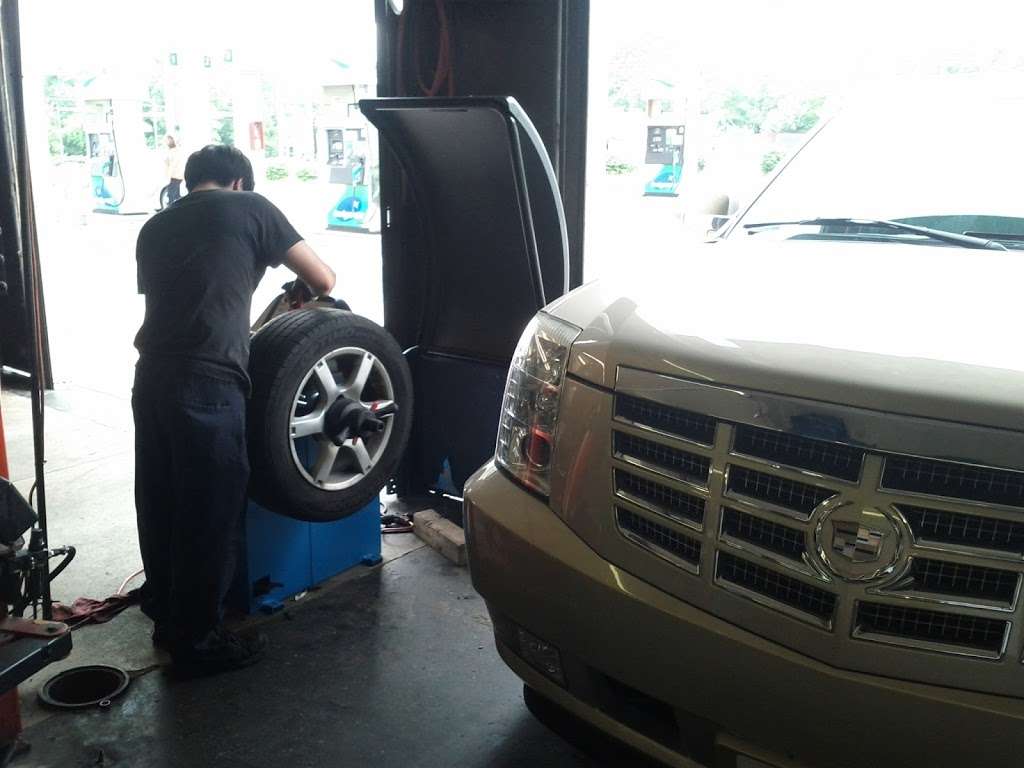 Beach Pleez Auto Repair | 3107 Hammonds Ferry Rd, Halethorpe, MD 21227, USA | Phone: (443) 575-6781