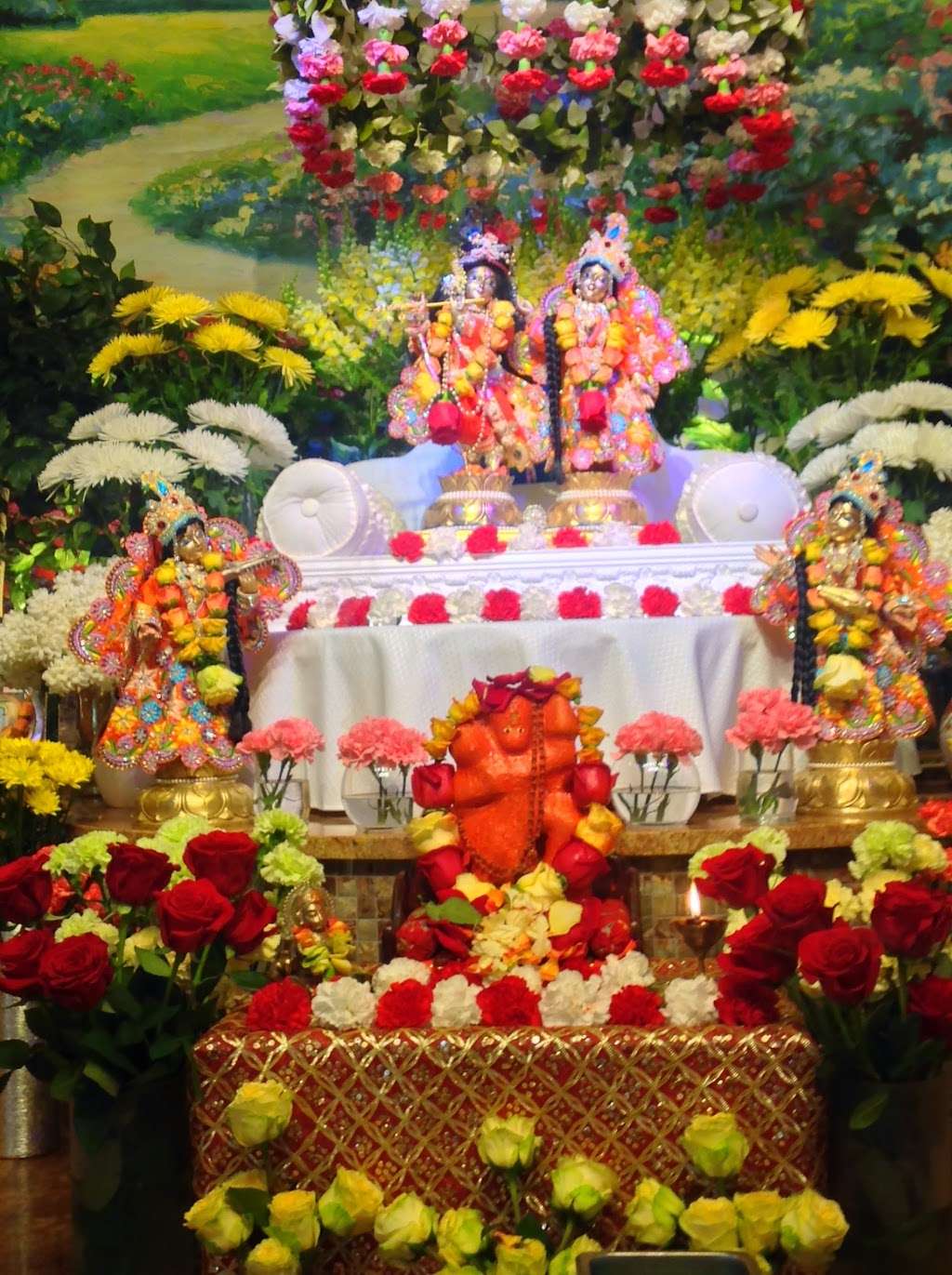 Braj Mandir Hindu Temple | 711 S Franklin St, Holbrook, MA 02343, USA | Phone: (781) 767-0990