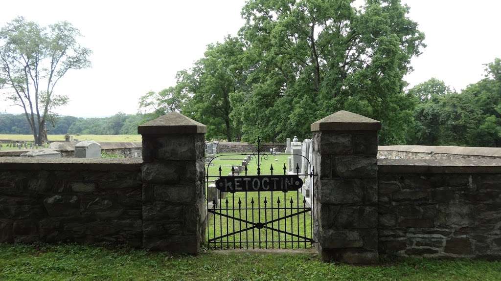 Ketoctin Cemetery | 16595 Ketoctin Church Rd, Purcellville, VA 20132 | Phone: (703) 209-9138