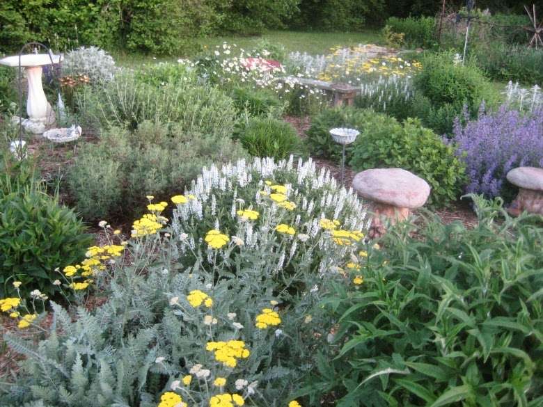 Meadow Muffin Gardens | Bechtelsville, PA 19505 | Phone: (610) 845-2788