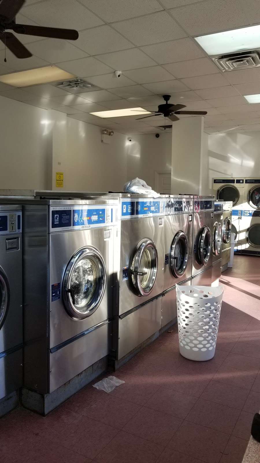 Galloway Car Wash & Laundromat | 93 W White Horse Pike, Galloway, NJ 08205, USA | Phone: (609) 748-2950