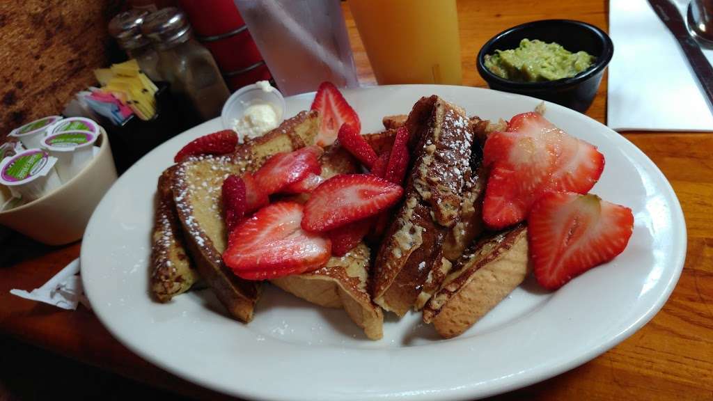 Maxwells Cafe | 13329 Washington Blvd, Los Angeles, CA 90066 | Phone: (310) 306-7829