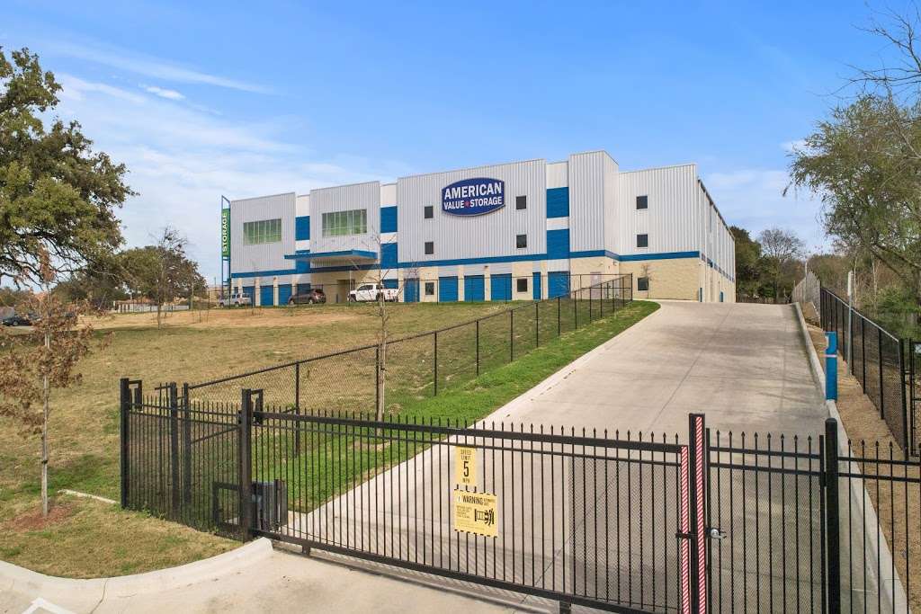 American Value Storage | 6450 De Zavala Rd, San Antonio, TX 78249, USA | Phone: (210) 951-4230