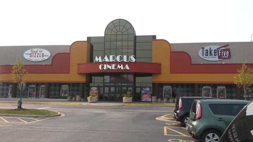 Marcus Theatre - Country Club Hills Cinema | 4201 167th St, Country Club Hills, IL 60478, USA | Phone: (708) 365-1380