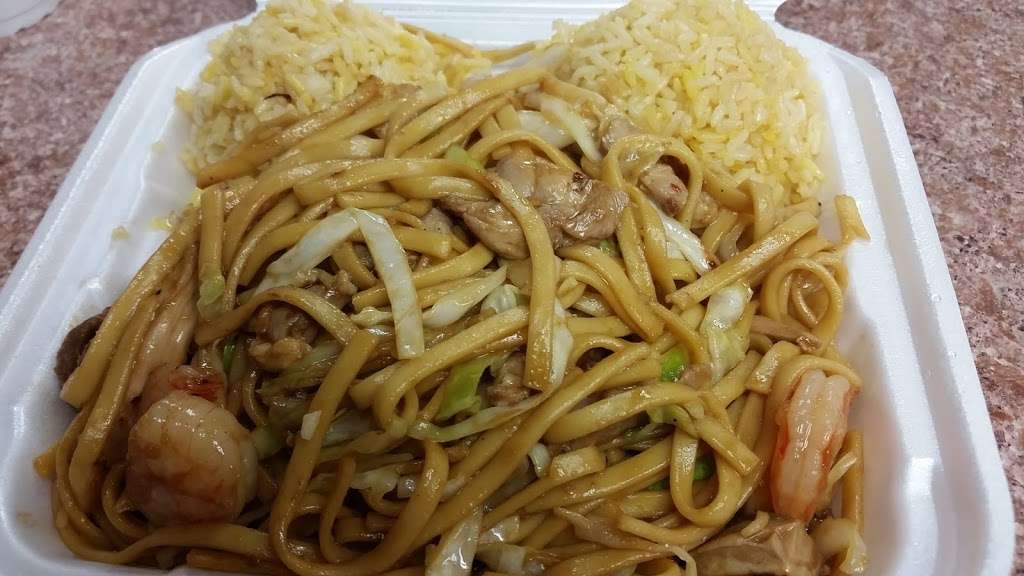 Wok DLite | 1929 Garth Rd, Baytown, TX 77520, USA | Phone: (281) 420-5588