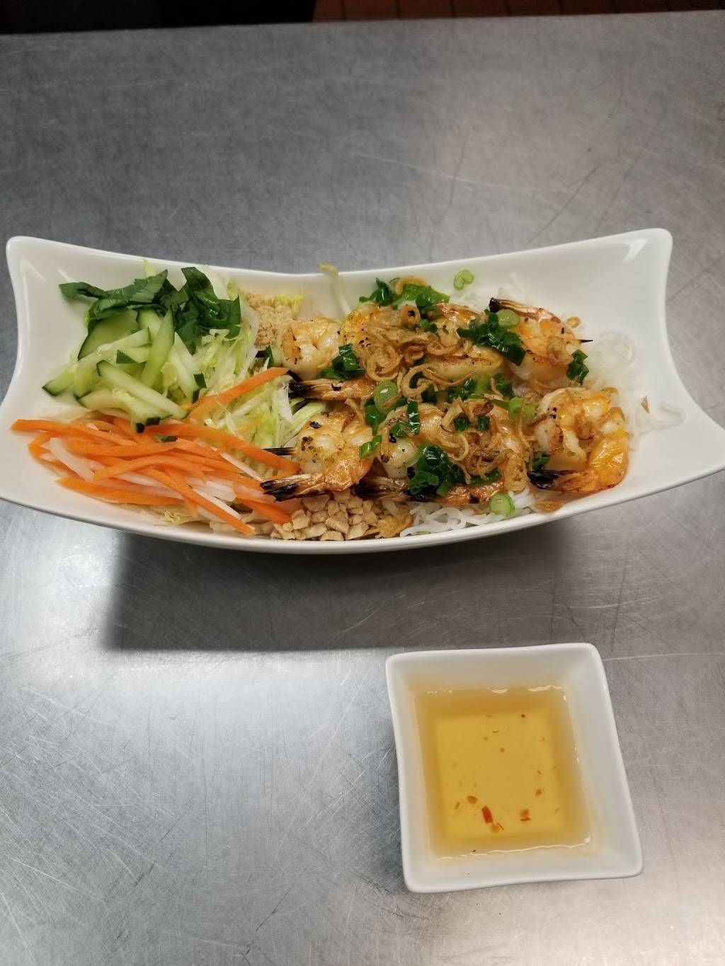 Pho Golden Star | 3537 S Jefferson St, Falls Church, VA 22041, USA | Phone: (703) 575-7871