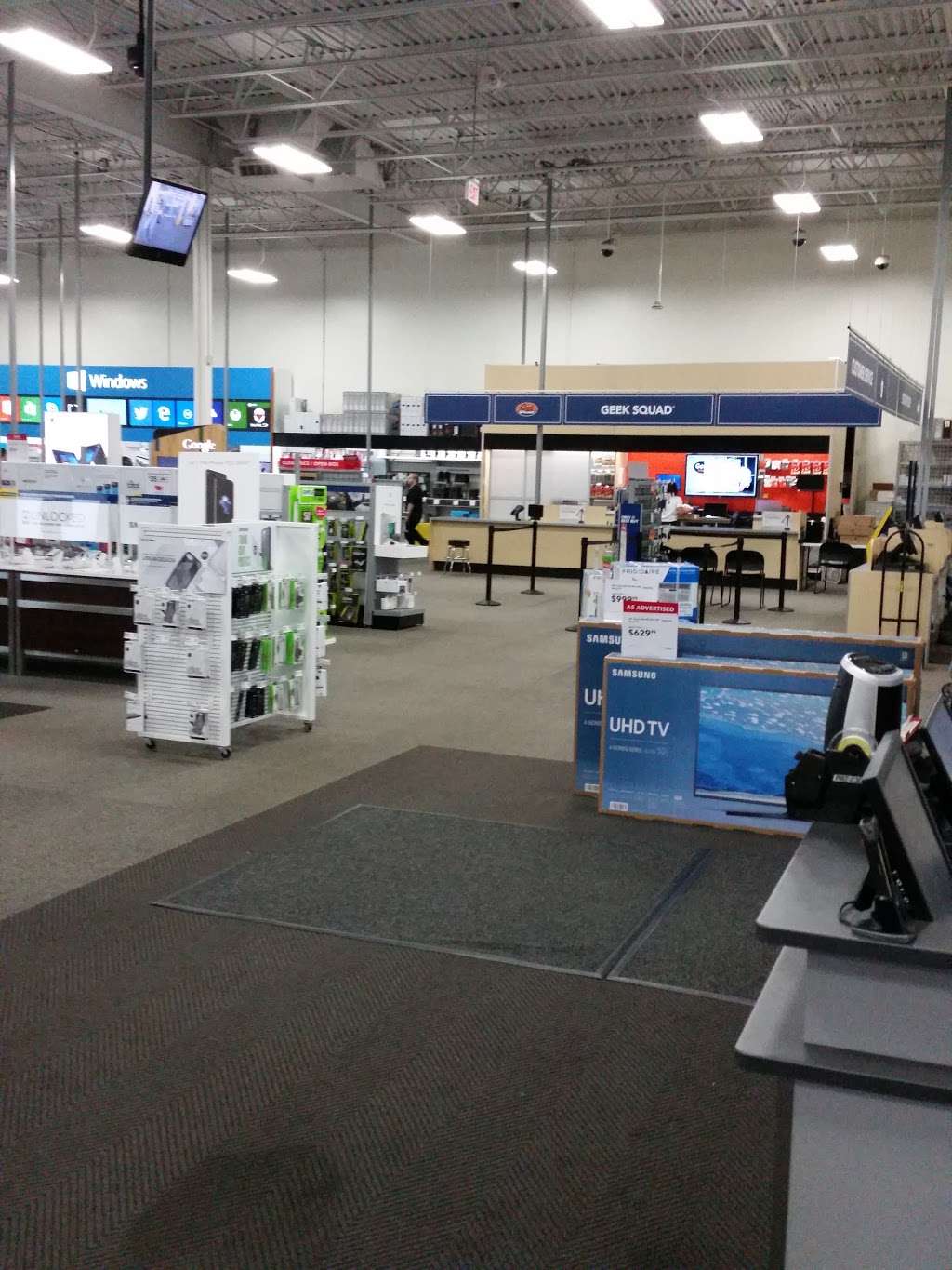 Best Buy | 10243 Indianapolis Blvd, Highland, IN 46322, USA | Phone: (219) 934-4145