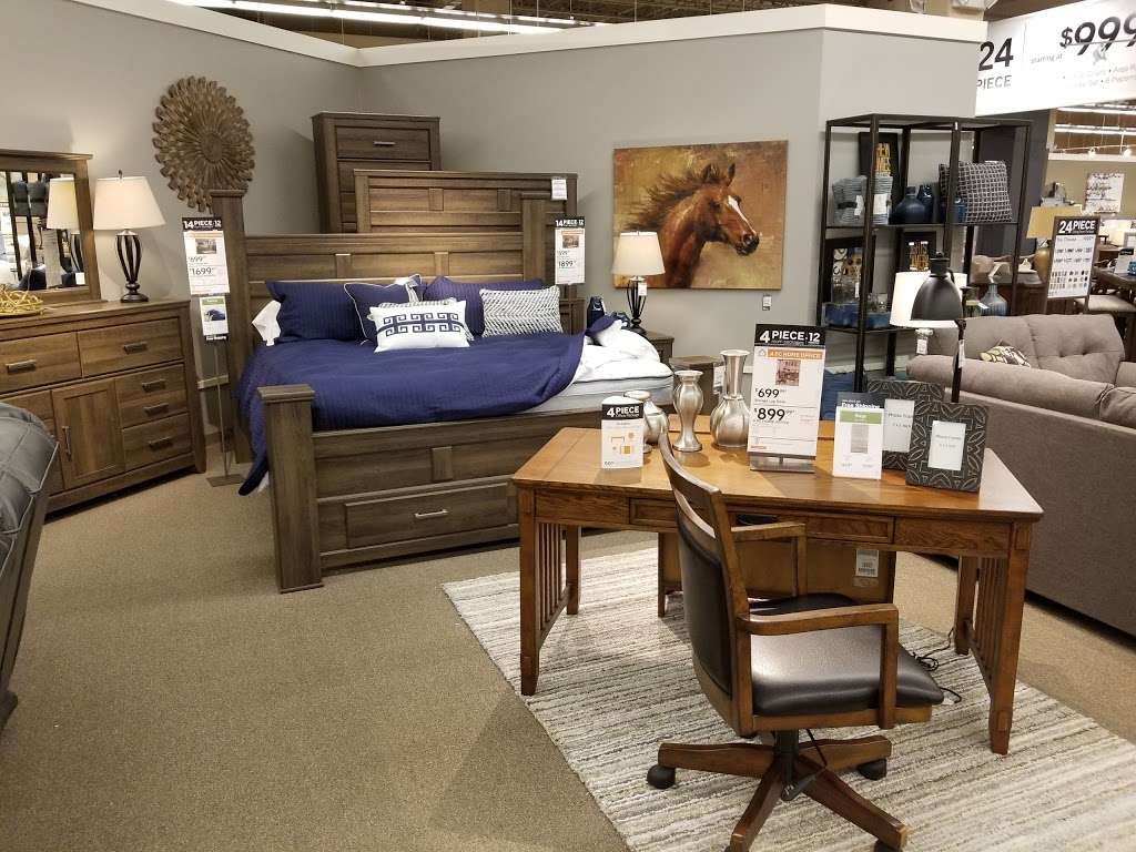 Ashley HomeStore | 905 Perimeter Dr, Schaumburg, IL 60173 | Phone: (847) 240-5910