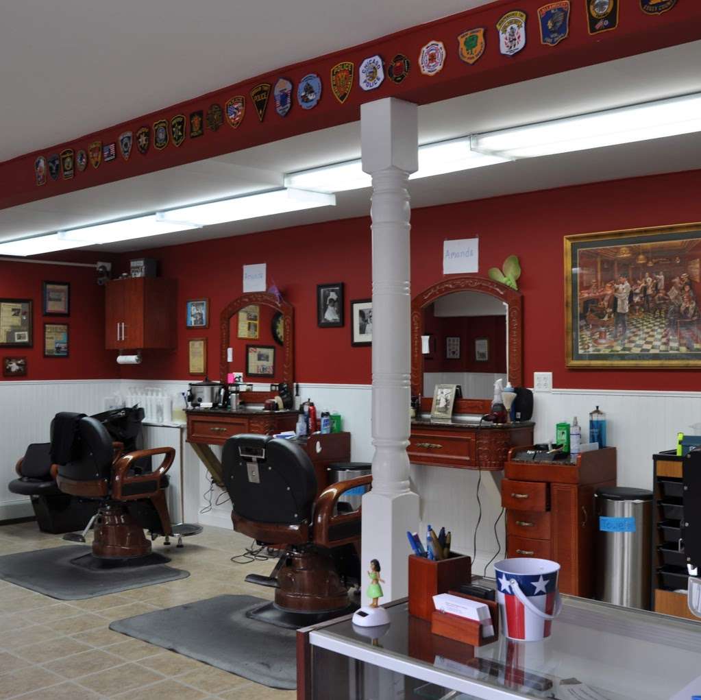 Olde Tyme Barbershop | 2 Main St, Hackettstown, NJ 07840, USA | Phone: (908) 441-2289