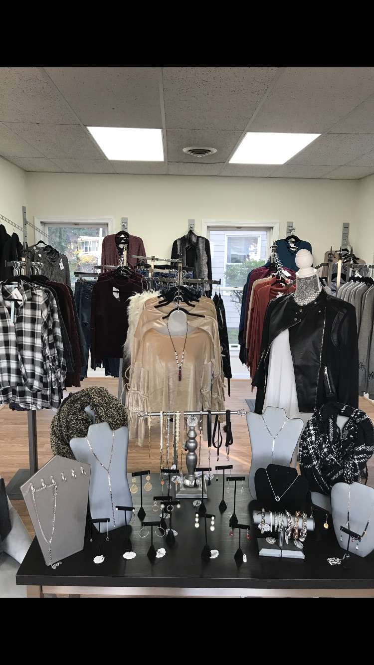 Fringe Clothing Boutique | 193 Rockland St, Hanover, MA 02339 | Phone: (781) 829-2888