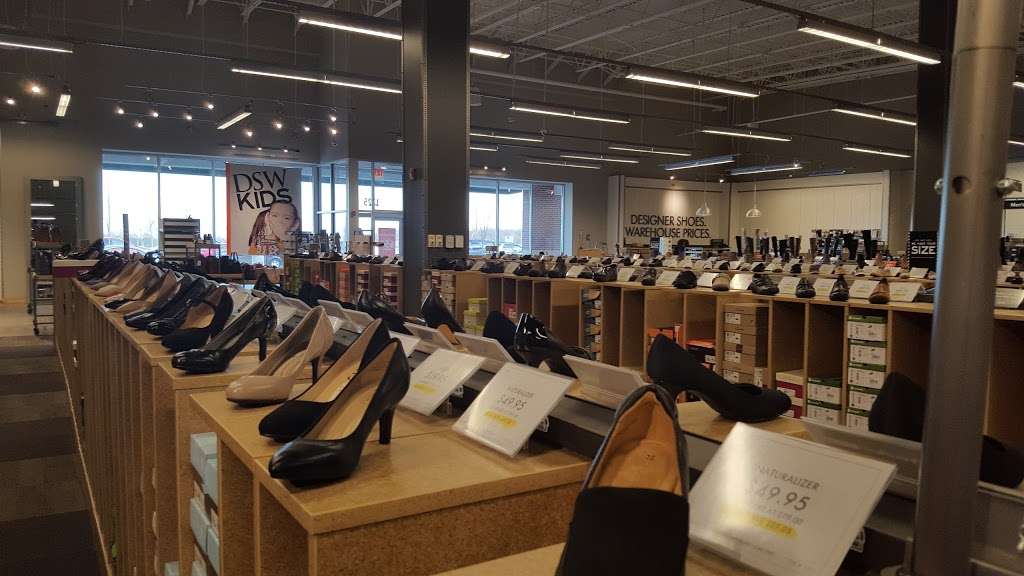 DSW Designer Shoe Warehouse | 1725 Ritchie Station Ct, Capitol Heights, MD 20743, USA | Phone: (240) 716-7103