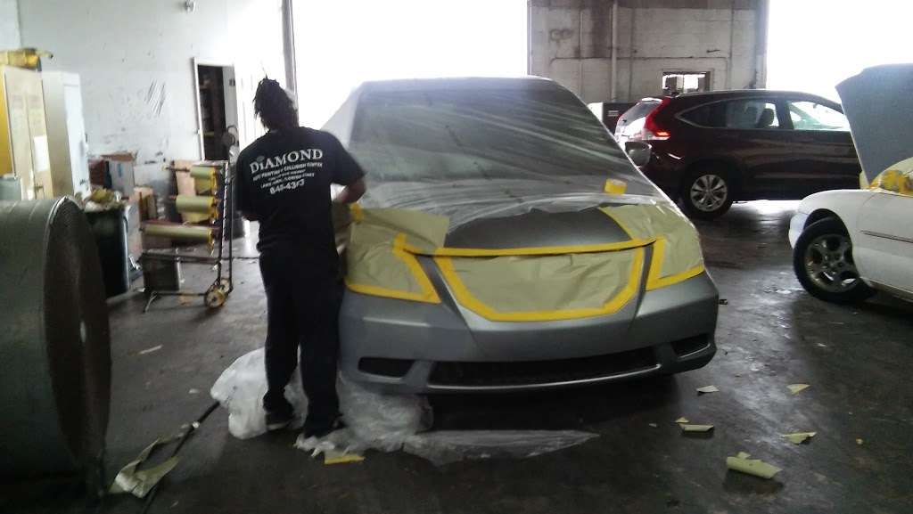 Diamond Auto Painting and Collision | 410 Old Dixie Highway, Lake Park, FL 33403 | Phone: (561) 848-4303