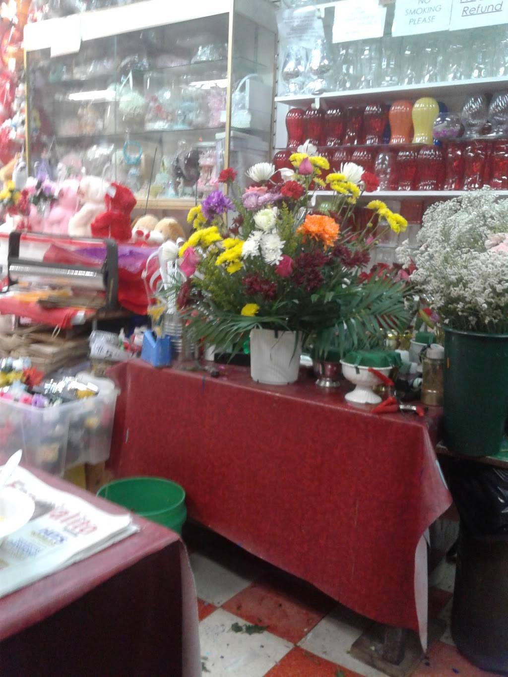 Lucys Flower Shop | 2655 Jerome Ave, The Bronx, NY 10468, USA | Phone: (718) 933-9403