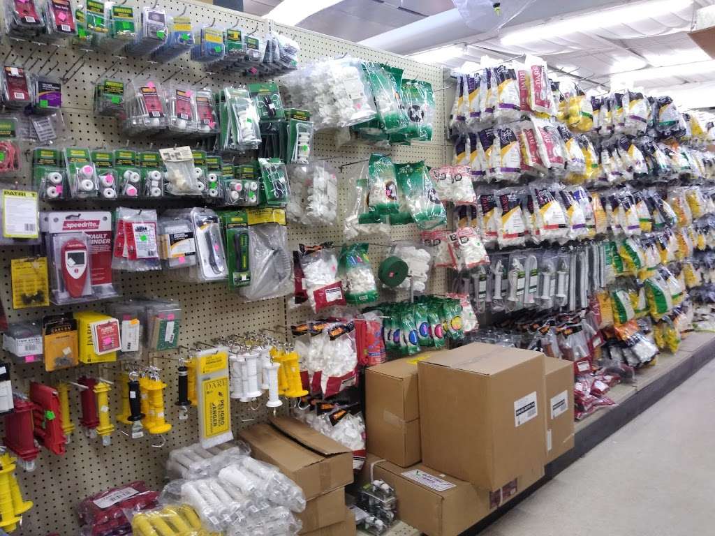 Huber's Animal Health Supplies 810 Tulpehocken Rd, Myerstown, PA 17067