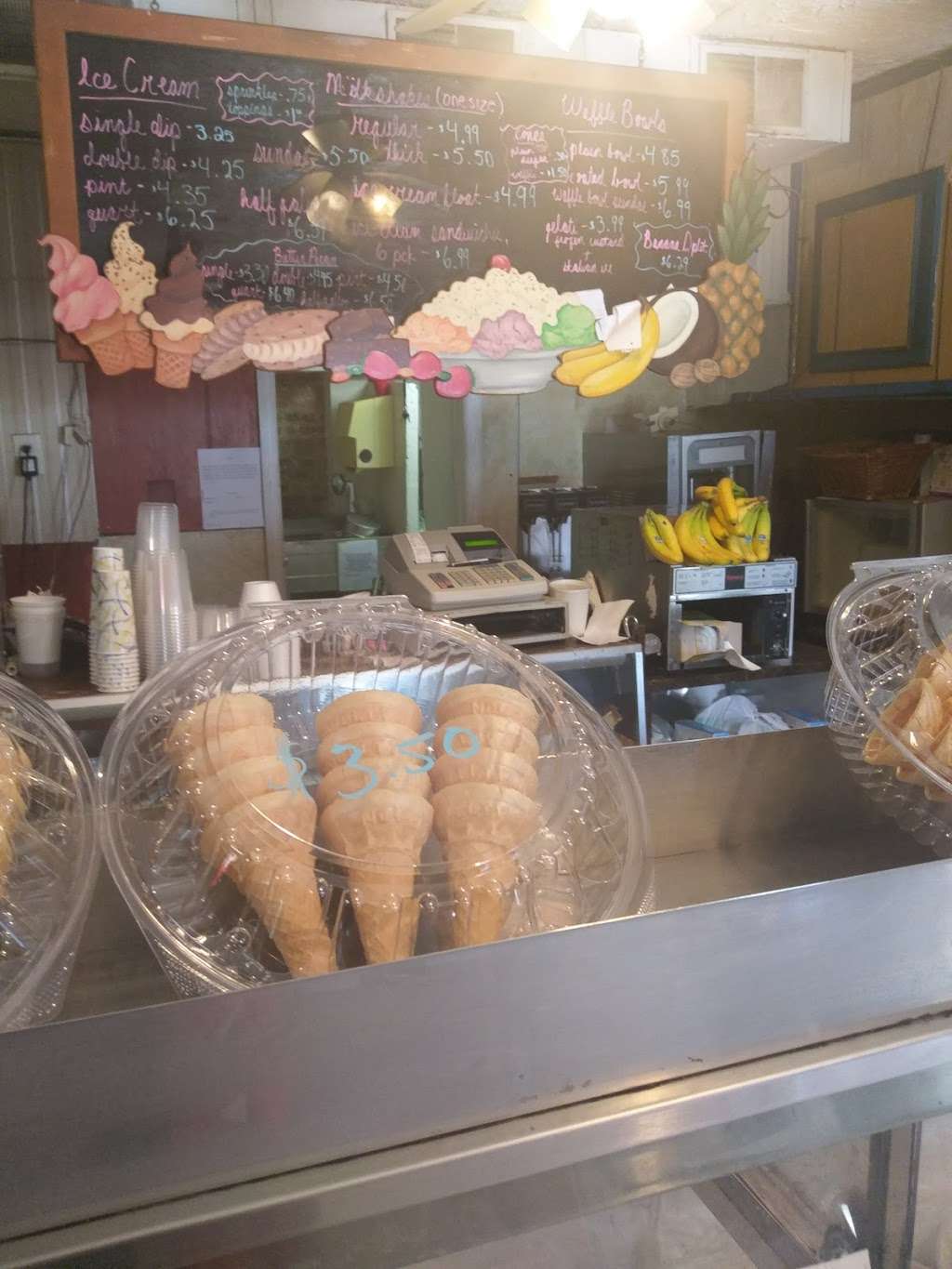 Dairyland Ice Cream Co | 487 Chancellor Ave, Irvington, NJ 07111 | Phone: (973) 923-7625