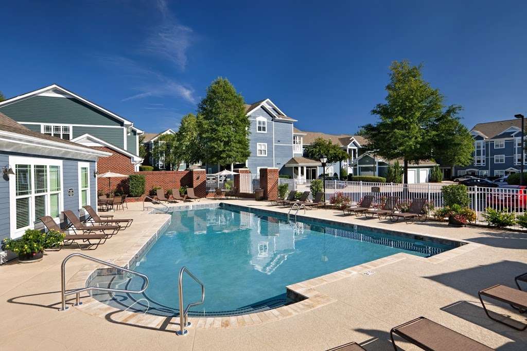 Bexley at Davidson Apartments | 455 Davidson Gateway Dr, Davidson, NC 28036 | Phone: (844) 883-7072