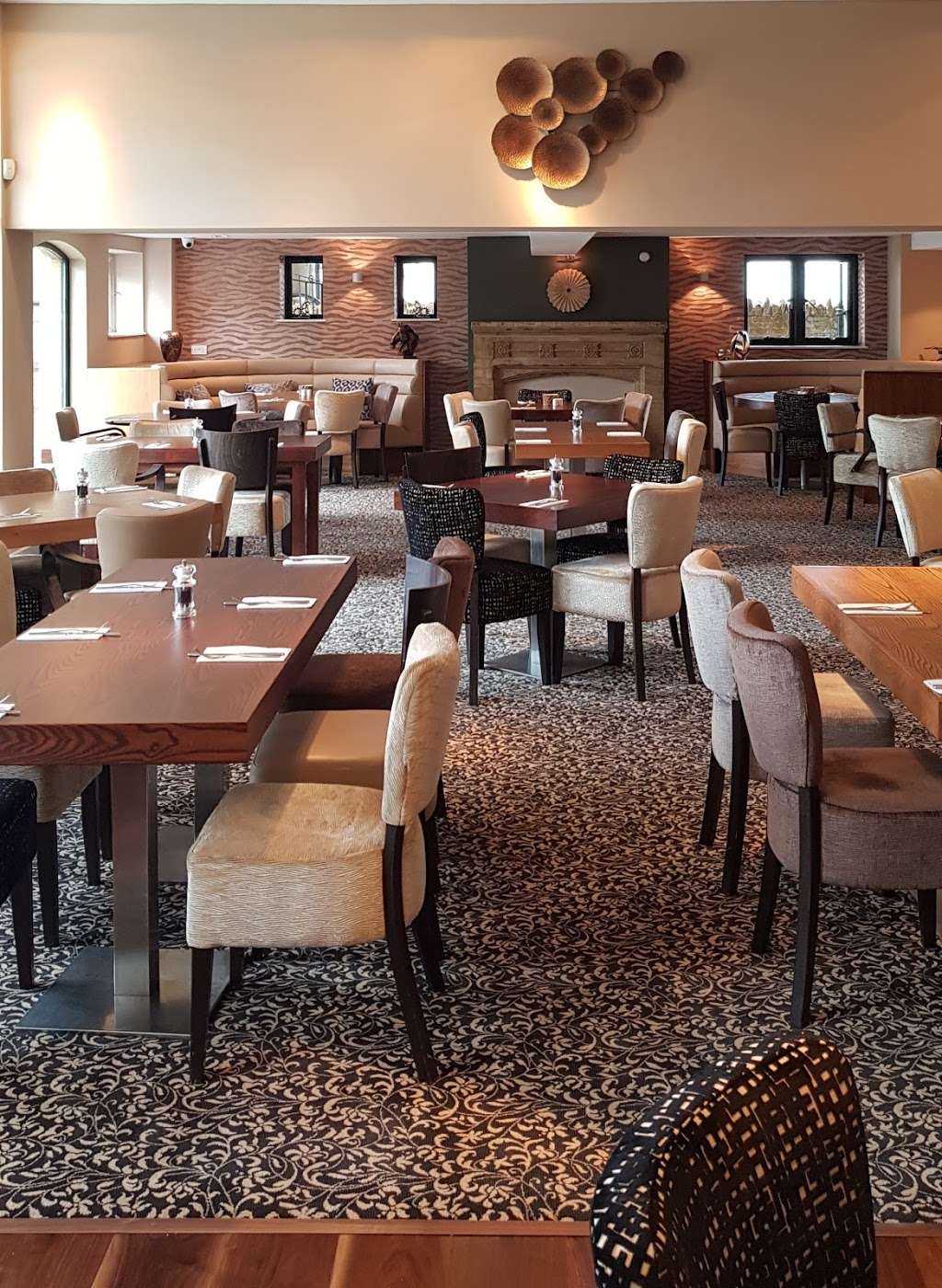 Regans at The New Inn | 59 Station Approach, Bromley BR2 7EA, UK | Phone: 020 8462 2865