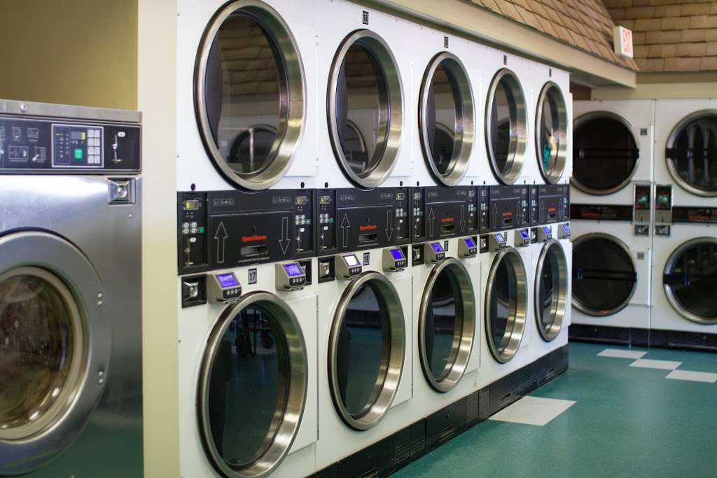 Westboro Laundromat | 164 Milk St, Westborough, MA 01581, USA | Phone: (508) 366-7488