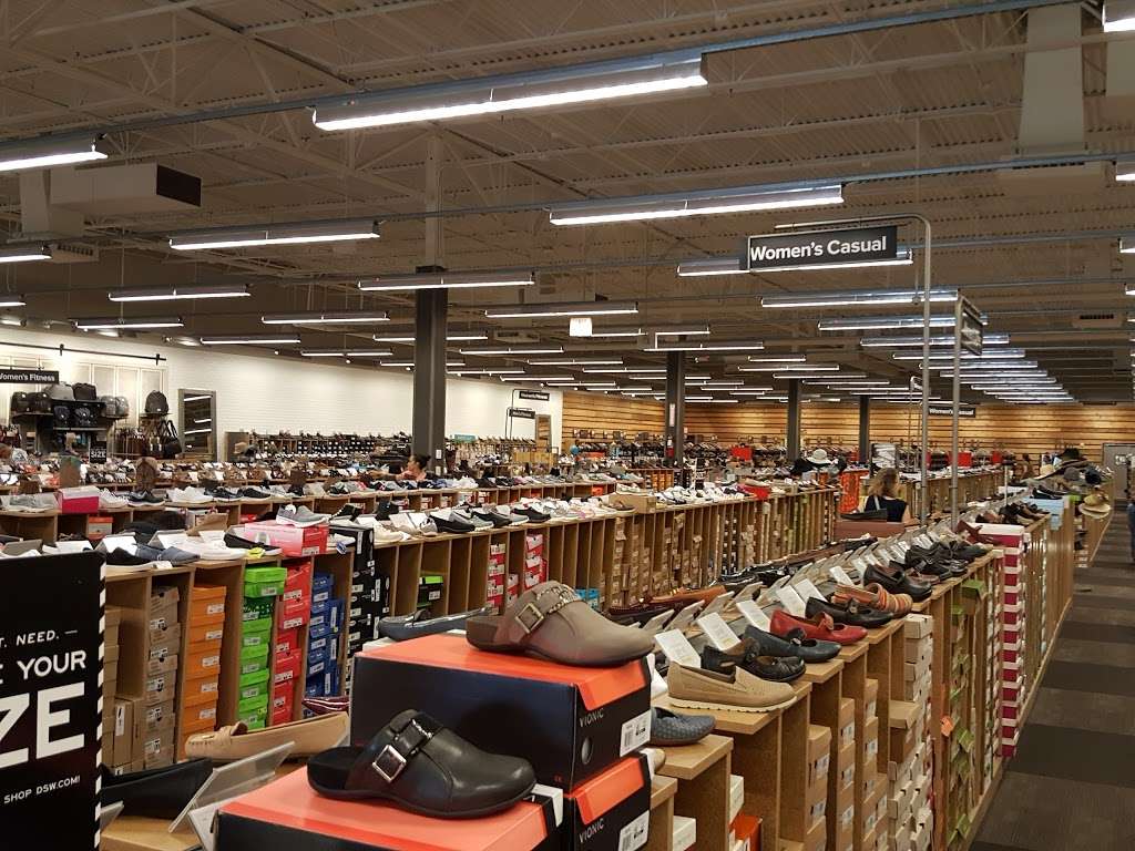 DSW Designer Shoe Warehouse | 1429 Bay Area Blvd, Webster, TX 77598 | Phone: (713) 893-0818