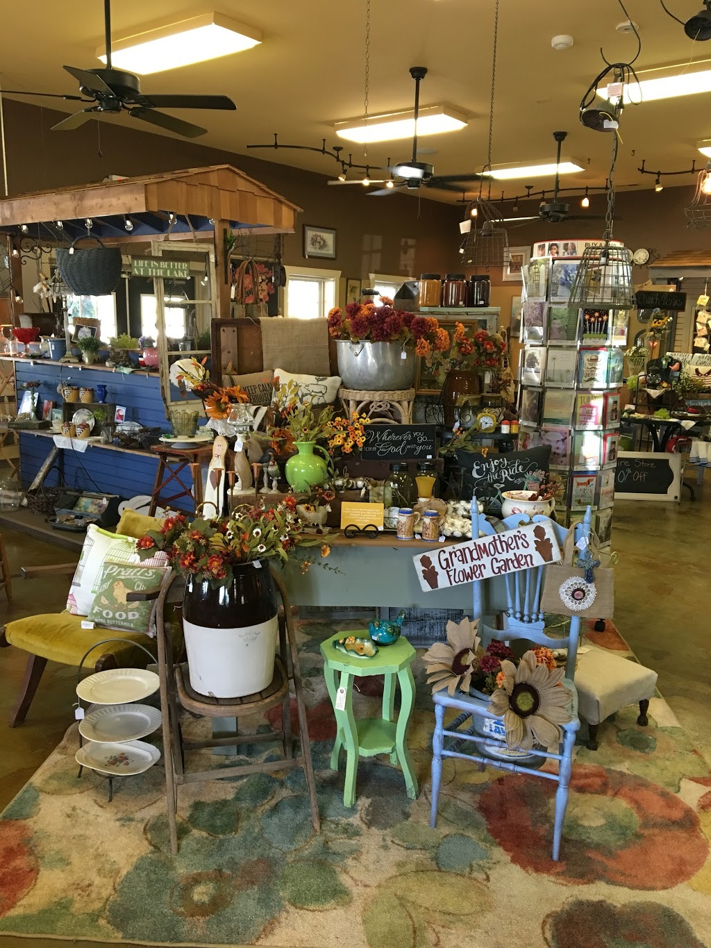 The Red Barn Marketplace | 1612 N Highway 16, Denver, NC 28037 | Phone: (704) 966-1358