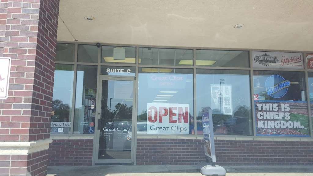 Great Clips | 3514 Clinton Parkway Ste 103C, Lawrence, KS 66047, USA | Phone: (785) 841-2233