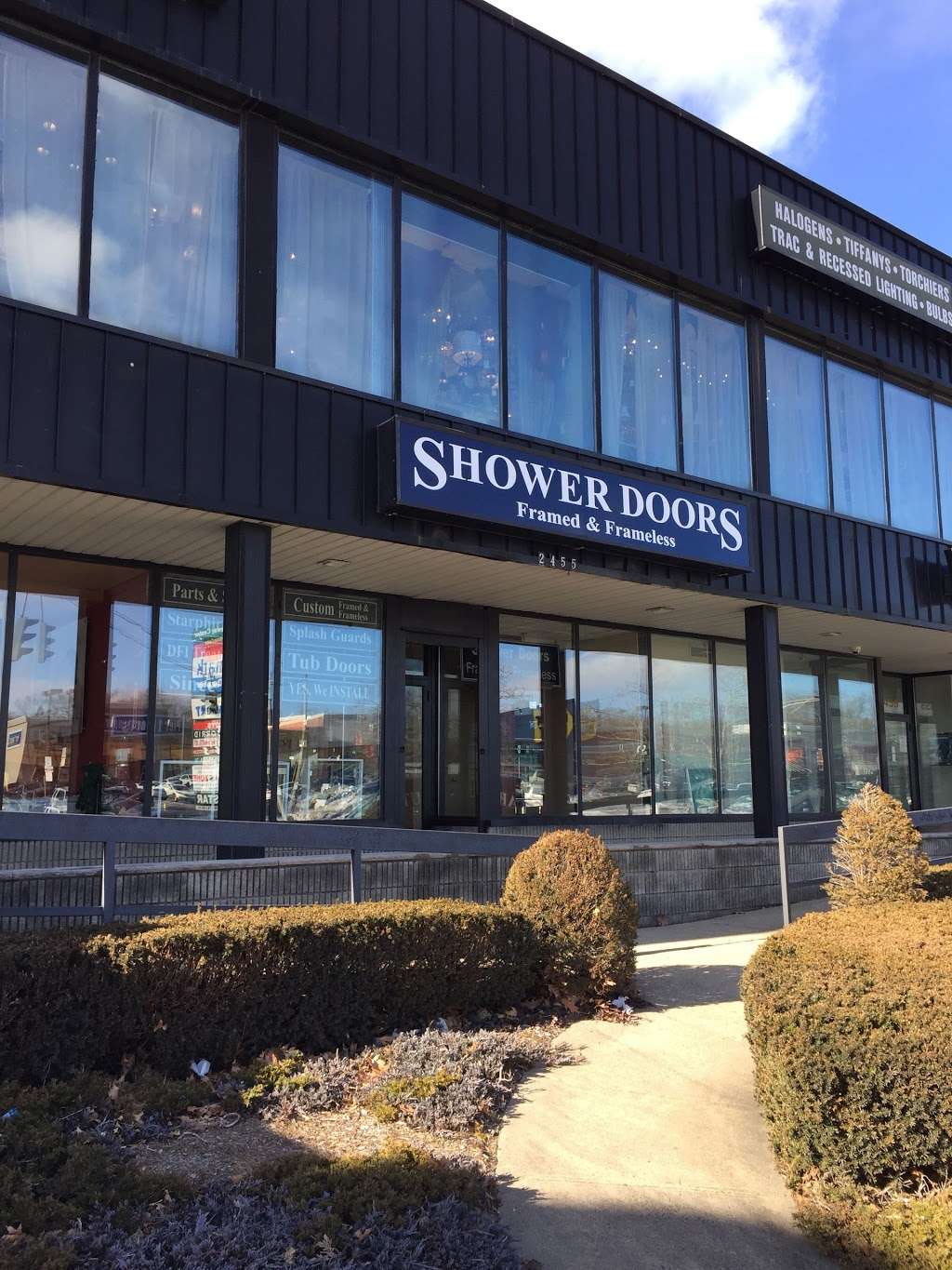 Absolute Shower Doors | 2455 Central Park Ave, Yonkers, NY 10710, USA | Phone: (914) 963-6007