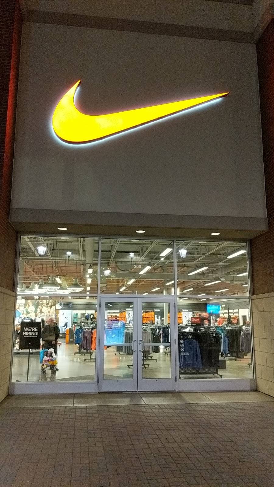 nike store in mn