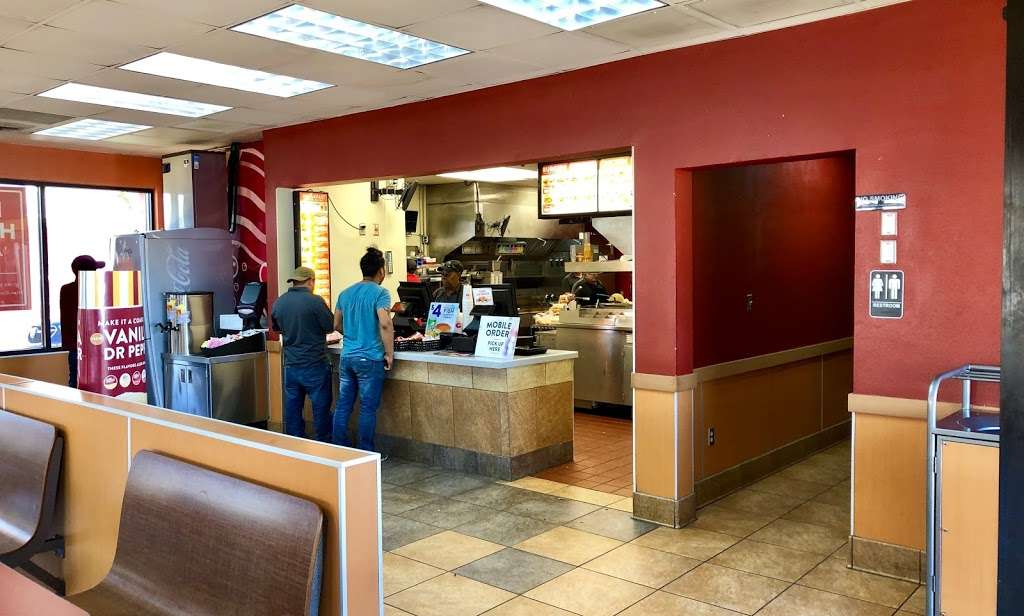 Jack in the Box | 7699 Katy Fwy, Houston, TX 77024, USA | Phone: (281) 944-5090