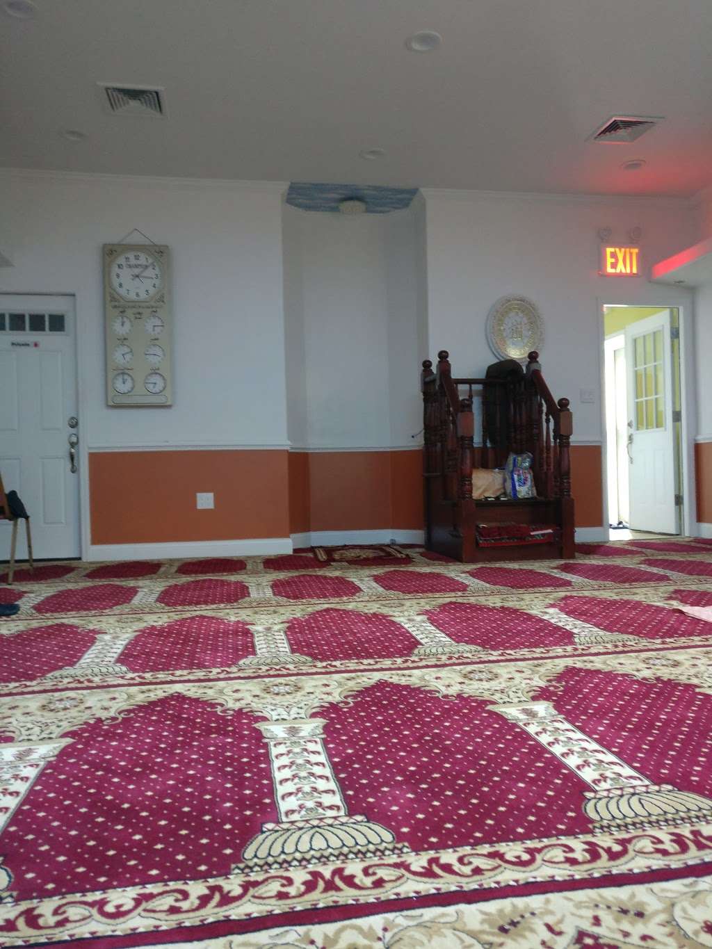 Jama Masjid | 9417 102nd St, Ozone Park, NY 11416, USA | Phone: (718) 441-2900