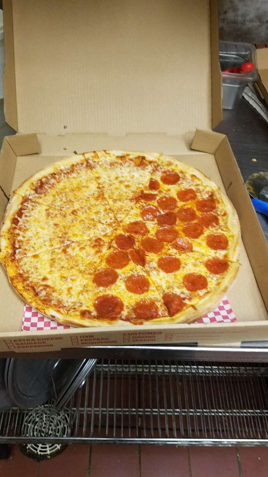 Anthony`s Pizza | 1811 E Broadway St, Oviedo, FL 32765 | Phone: (407) 542-0509