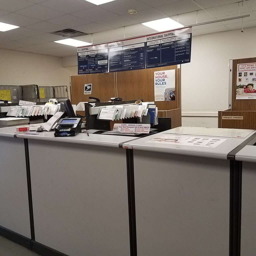 United States Postal Service | 2261 Hughes Ave, Lackland AFB, TX 78236, USA | Phone: (800) 275-8777